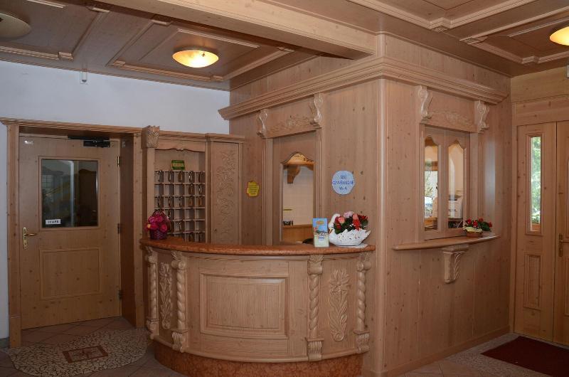 Hotel La Roccia Passo del Tonale Εξωτερικό φωτογραφία