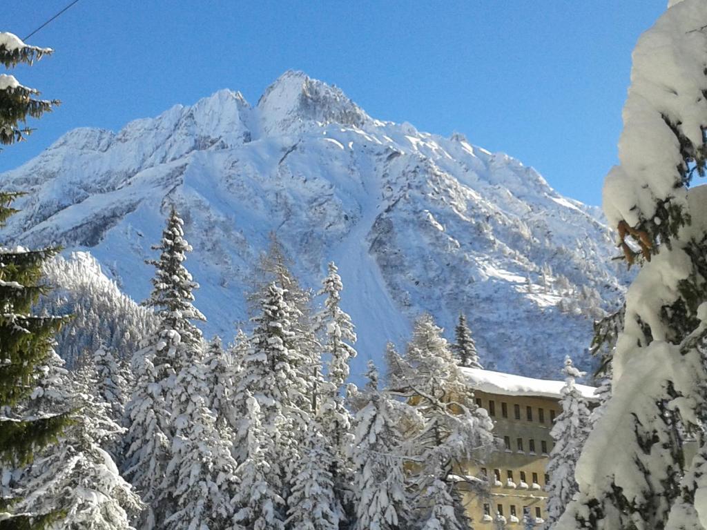 Hotel La Roccia Passo del Tonale Εξωτερικό φωτογραφία